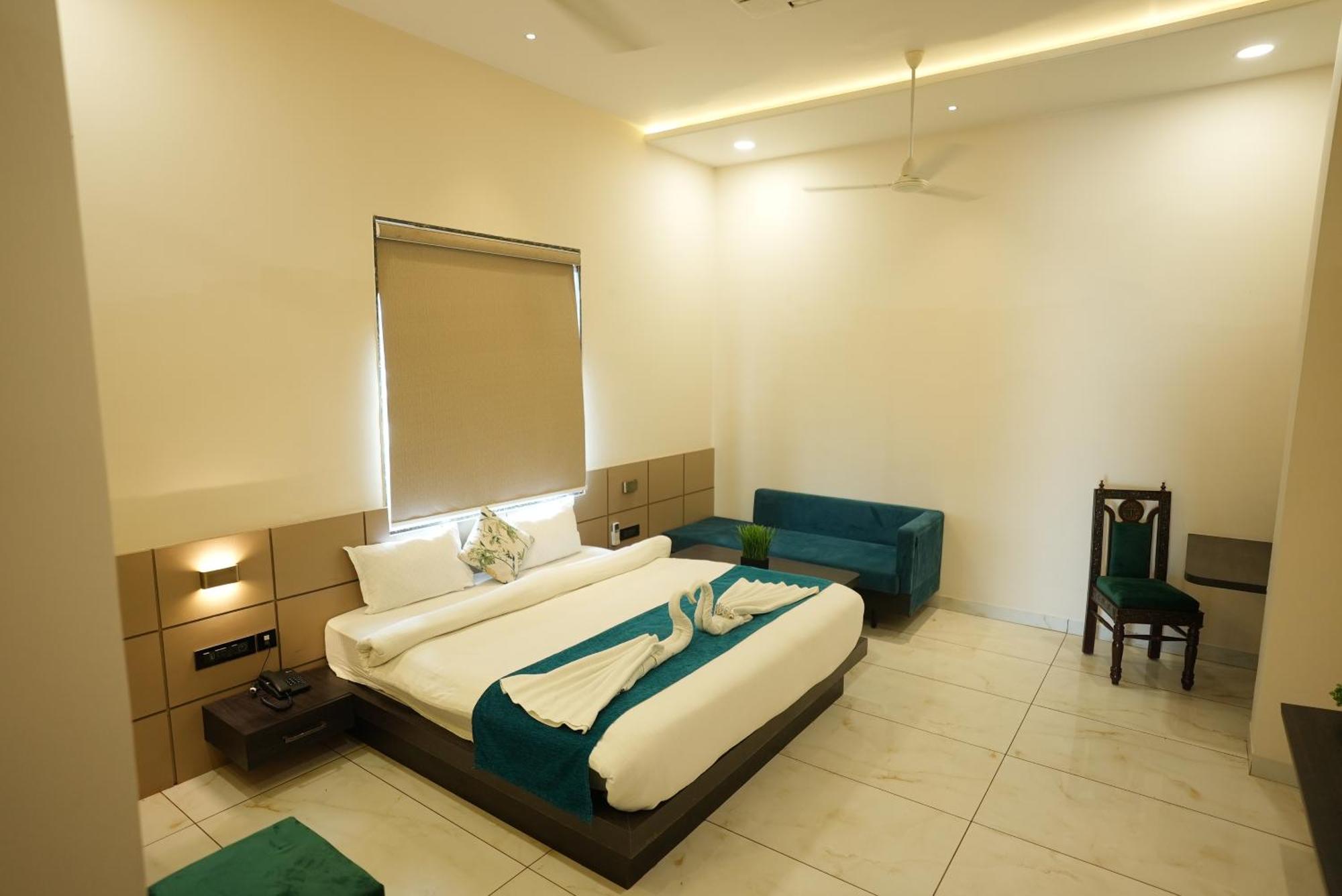 Palak Palace Hotels And Resort Bhopal Extérieur photo